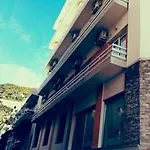 فندق Arion لوتراكي