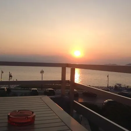 Arion 호텔 루트라키