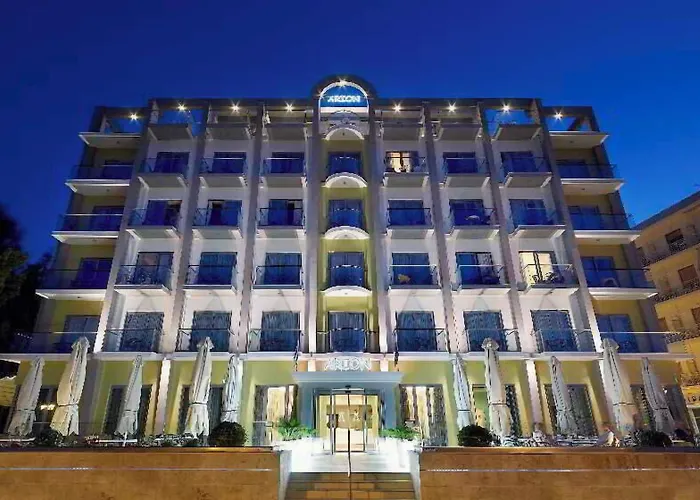 Otel Arion 2*